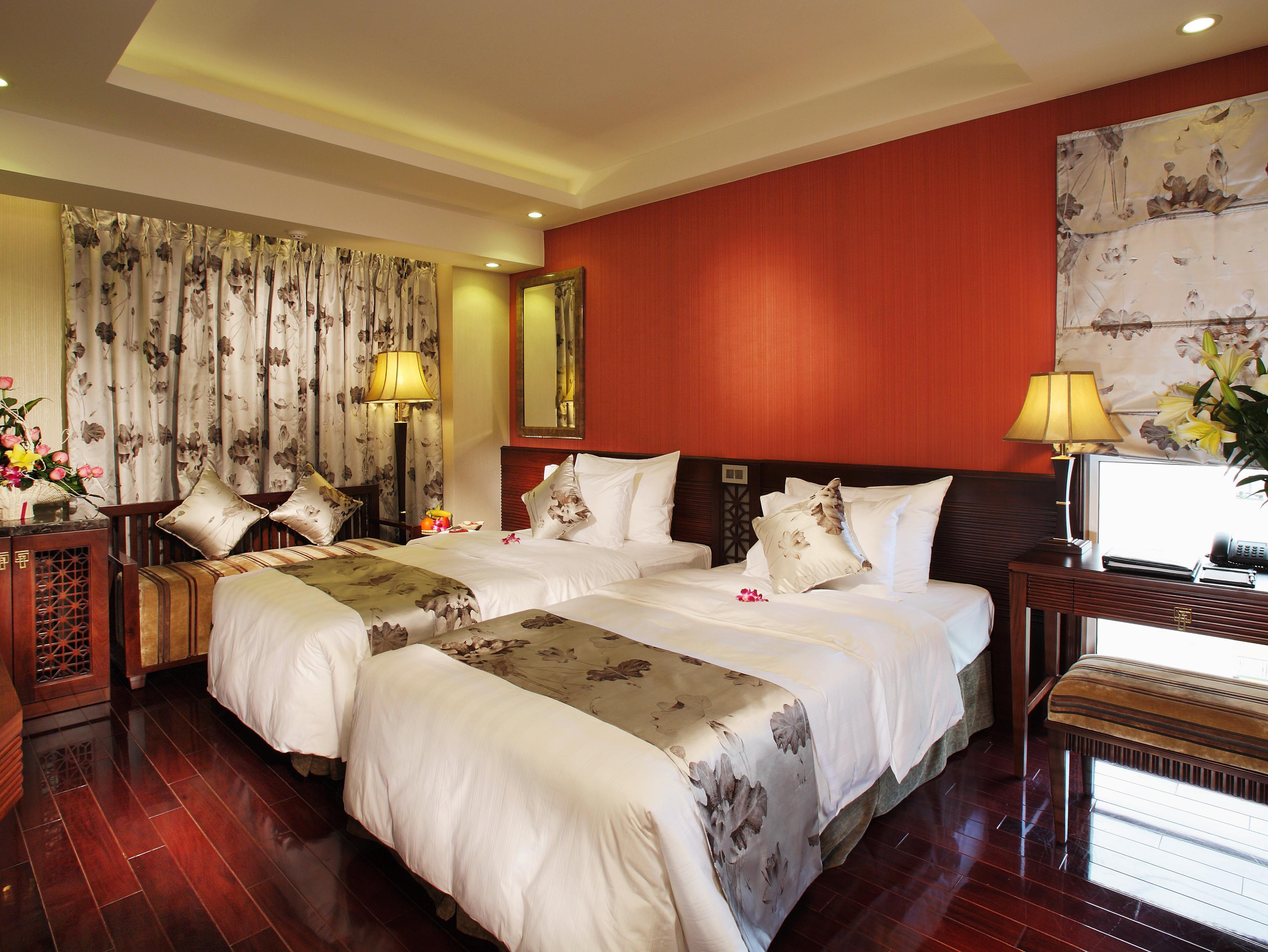 Golden Silk Boutique Hotel Ханой Екстериор снимка
