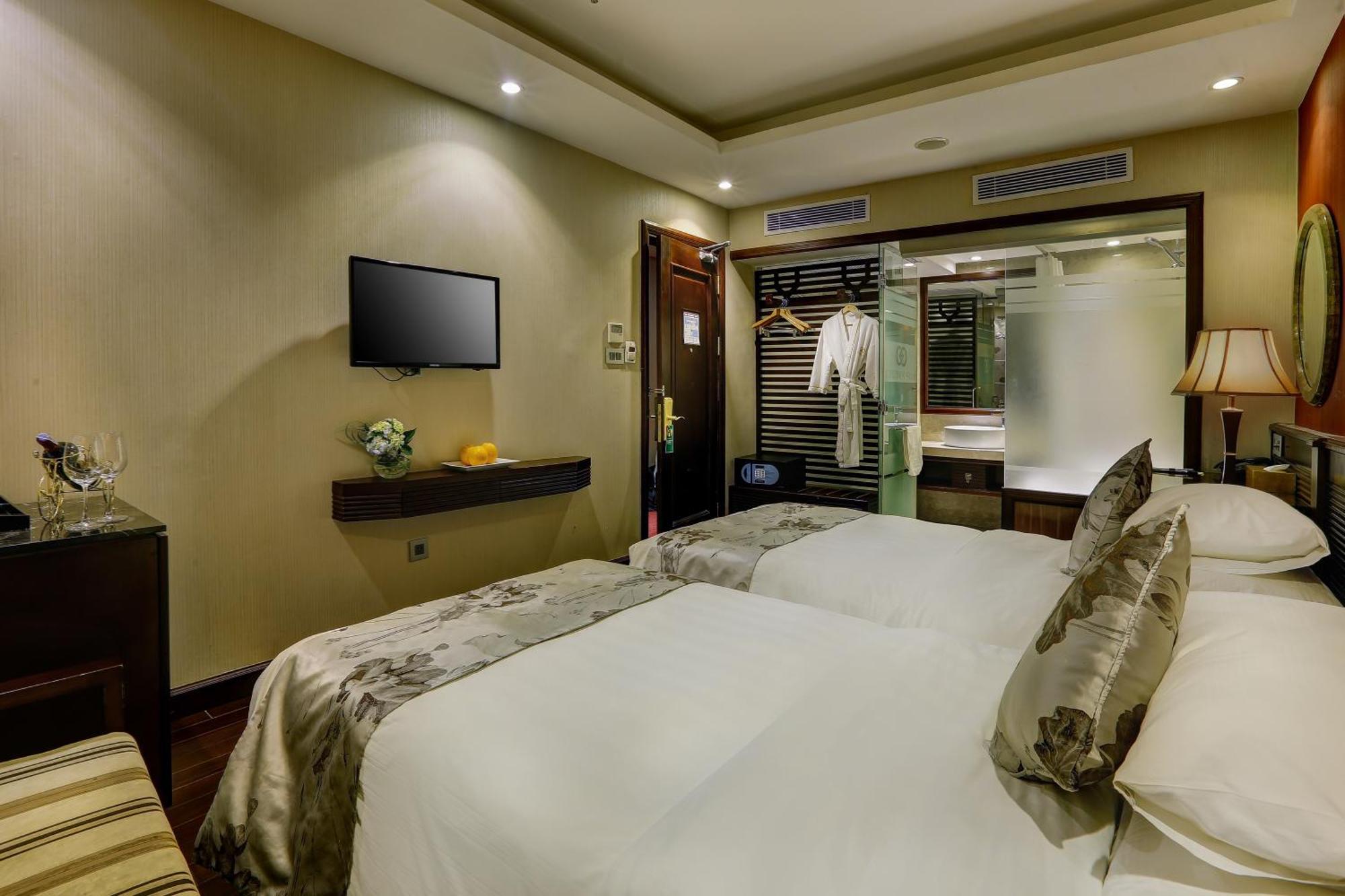 Golden Silk Boutique Hotel Ханой Екстериор снимка
