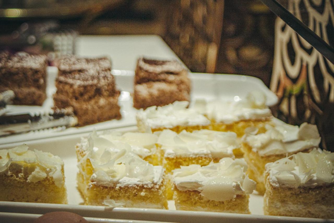Golden Silk Boutique Hotel Ханой Екстериор снимка